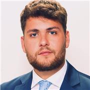 Insegnante di diritto, laureato in Giurisprudenza, praticante Avvocato in Napoli. Ditemi quali sono le vostre esigenze, ho conoscenze in tutti gli ambiti scolastici e accademici del diritto. 
Garantisco flessibilità oraria e lezioni virtuali o faccia a f